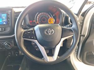 Toyota Vitz 1.0 XR auto - Image 8