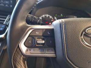 Toyota Land Cruiser 300 3.5T ZX - Image 9