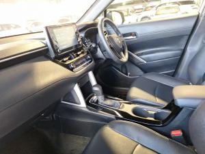 Toyota Corolla Cross 1.8 Hybrid XS - Image 7