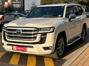 Toyota Land Cruiser 300 3.5T ZX - Image 12