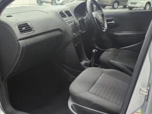 Volkswagen Polo Vivo hatch 1.4 Trendline - Image 7