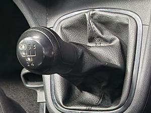 Volkswagen Polo Vivo hatch 1.4 Trendline - Image 9
