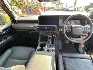 Toyota Land Cruiser Prado 2.8GD VX-R - Image 6