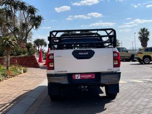 Toyota Hilux 2.8GD-6 Xtra cab 4x4 Legend manual - Image 5