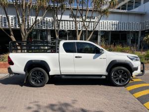 Toyota Hilux 2.8GD-6 Xtra cab 4x4 Legend manual - Image 3