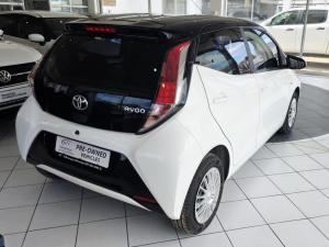 Toyota Aygo 1.0X- Play - Image 17