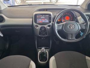 Toyota Aygo 1.0X- Play - Image 5