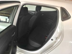Renault Clio IV 900T Authentique 5-Door - Image 10