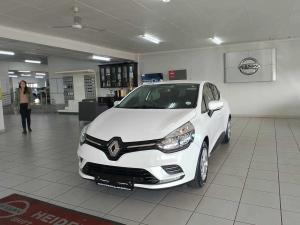 Renault Clio IV 900T Authentique 5-Door - Image 1