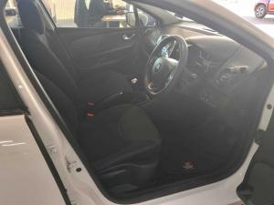 Renault Clio IV 900T Authentique 5-Door - Image 5