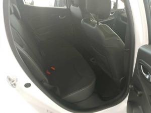 Renault Clio IV 900T Authentique 5-Door - Image 7