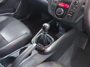 Kia Cerato sedan 2.0 SX - Image 11