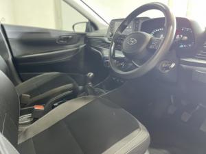 Hyundai i20 1.2 Motion - Image 9