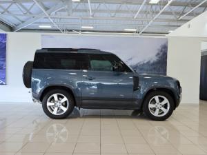 Land Rover Defender 90 D250 S - Image 14