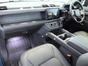 Land Rover Defender 90 D250 S - Image 16