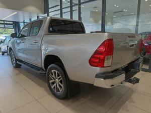 Toyota Hilux 2.8GD-6 double cab 4x4 Legend 50 auto - Image 3