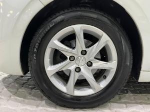 Peugeot 208 1.2 Active - Image 14