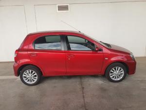 Toyota Etios hatch 1.5 Sprint - Image 3