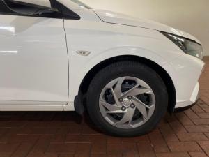 Hyundai i20 1.4 Fluid auto - Image 6