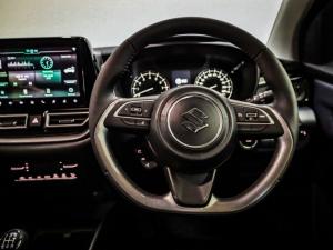 Suzuki Baleno 1.5 GLX manual - Image 19