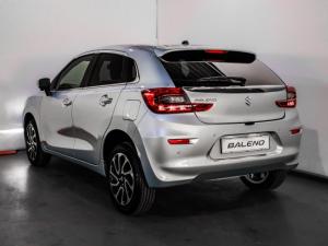 Suzuki Baleno 1.5 GLX manual - Image 3