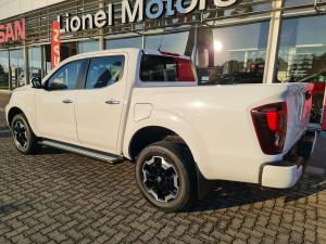 Nissan Navara 2.5DDTi double cab LE Plus - Image 5