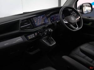 Volkswagen Caravelle 2.0BiTDI Highline 4Motion - Image 12
