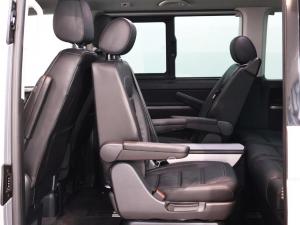 Volkswagen Caravelle 2.0BiTDI Highline 4Motion - Image 19