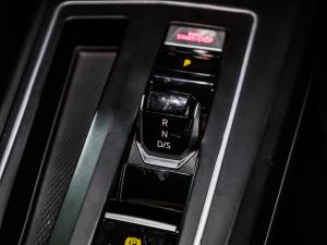 Volkswagen Golf GTI - Image 17