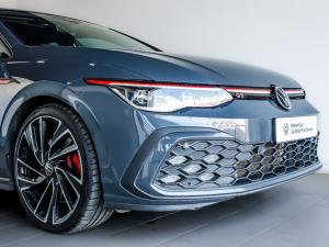 Volkswagen Golf GTI - Image 4