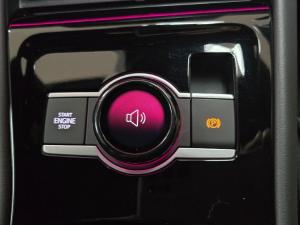 Volkswagen Tiguan 2.0TDI R-Line 4Motion - Image 10