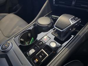 Volkswagen Touareg V6 TDI R-Line - Image 16