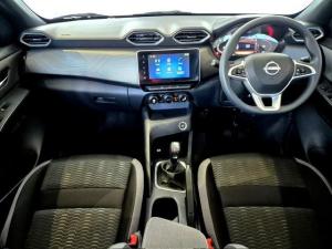 Nissan Magnite 1.0 Turbo Acenta Kuro auto - Image 12
