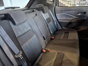 Nissan Magnite 1.0 Turbo Acenta Kuro auto - Image 15