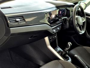 Volkswagen Polo hatch 1.0TSI Life manual - Image 4