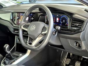 Volkswagen Polo hatch 1.0TSI Life manual - Image 5