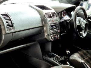 Volkswagen Polo Vivo hatch 1.6 GTS - Image 5