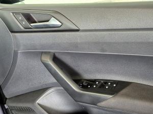 Volkswagen Polo hatch 1.0TSI - Image 17