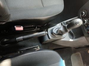 Nissan NP200 1.6i safety pack (aircon) - Image 10