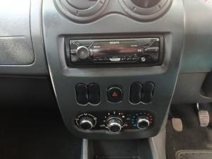 Nissan NP200 1.6i safety pack (aircon) - Image 11
