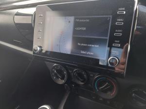 Toyota Hilux 2.8GD-6 Xtra cab 4x4 Legend manual - Image 12