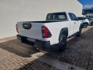 Toyota Hilux 2.8GD-6 Xtra cab 4x4 Legend manual - Image 2