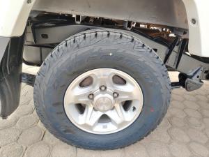 Toyota Land Cruiser 79 4.2D single cab - Image 18