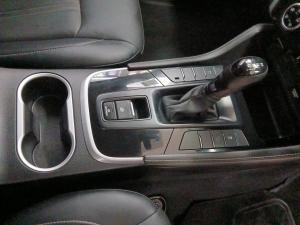 Isuzu mu-X 1.9TD LS - Image 10