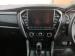 Isuzu mu-X 1.9TD LS - Thumbnail 11