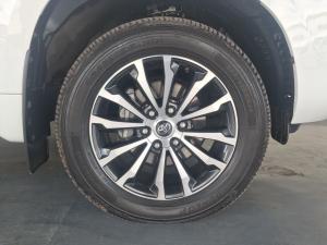 Toyota Land Cruiser Prado 2.8GD VX-L - Image 11