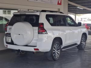 Toyota Land Cruiser Prado 2.8GD VX-L - Image 2