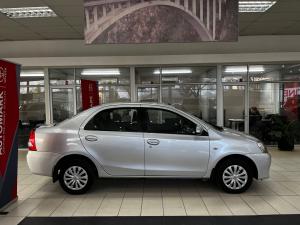 Toyota Etios sedan 1.5 Sprint - Image 3