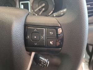 Toyota Hilux 2.4GD-6 double cab Raider auto - Image 10