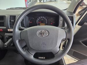 Toyota Hiace 2.7 Ses-fikile 16-seater - Image 8